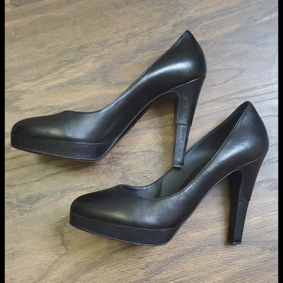 Chanel black pumps - Picture 3 of 12